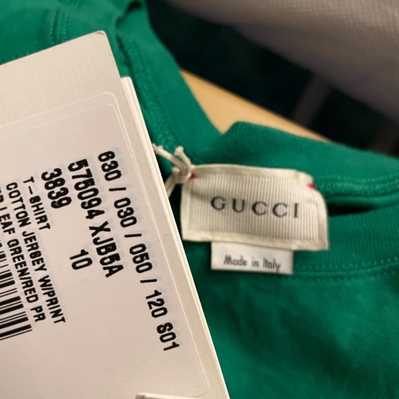 Authentic Gucci 10 kid green T shirt/ woman S - Picture 3 of 4
